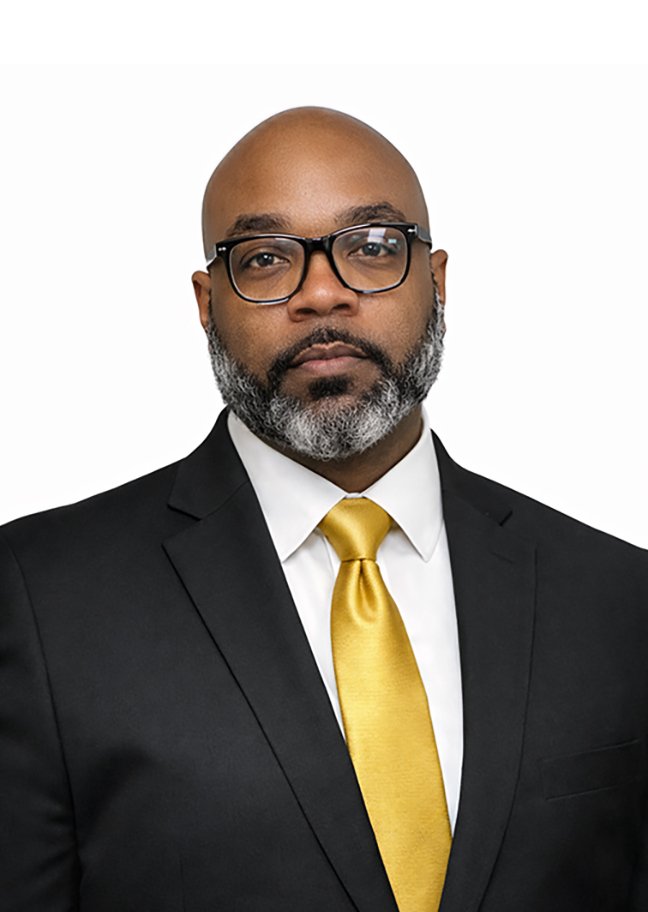 tarrell treadwell headshot